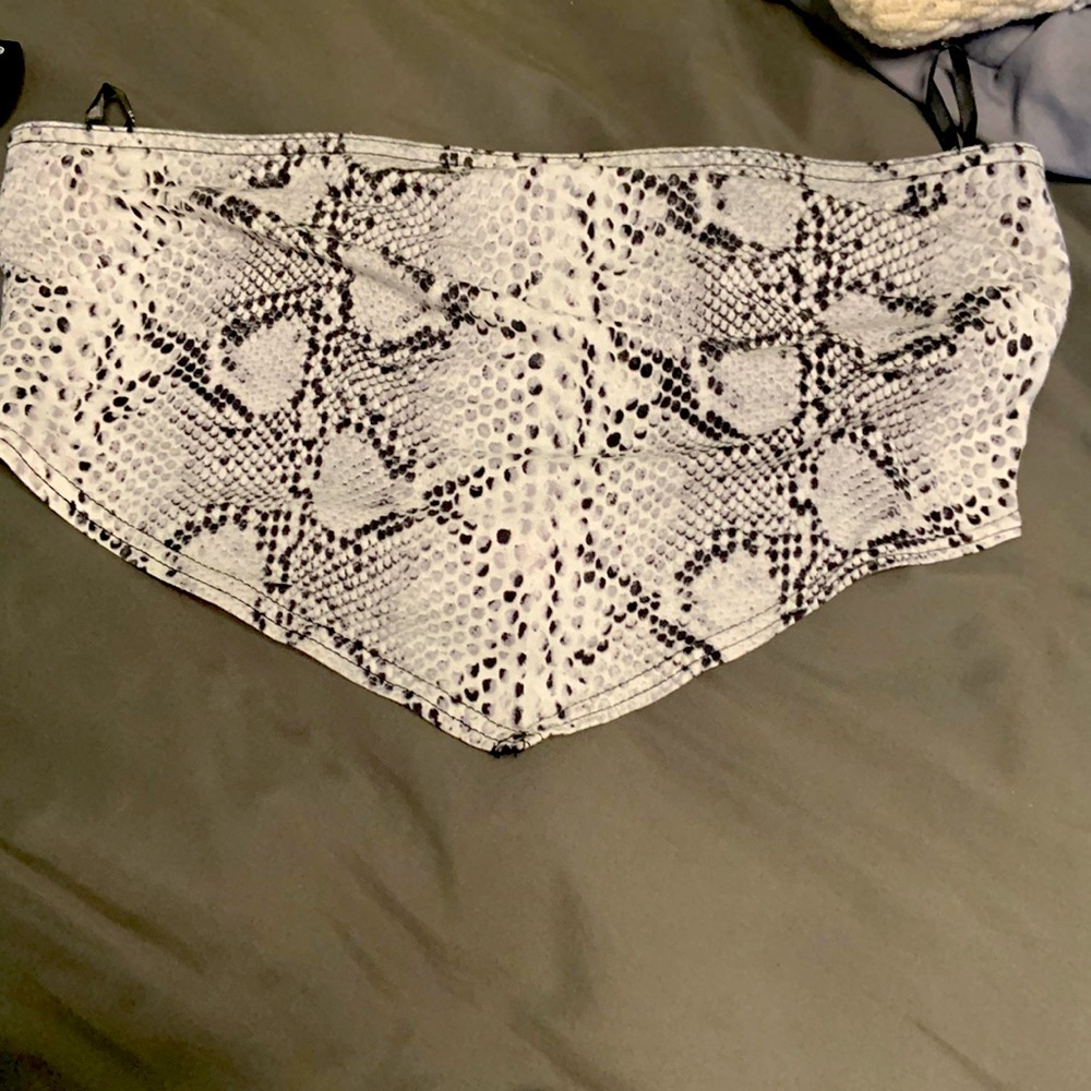 Forever 21 crop top